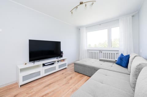 Communal lounge/ TV room, TV and multimedia, Living room, Evening entertainment