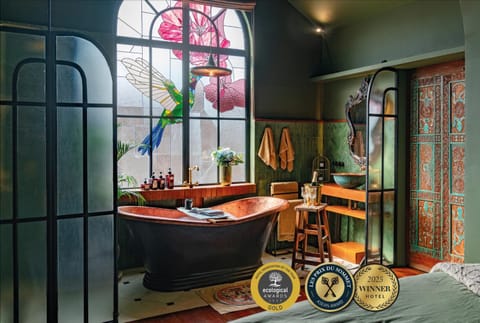 Hot Spring Bath, Hot Spring Bath, Hot Tub, Hot Tub, Bathroom, Decorative detail, Decorative detail, Logo/Certificate/Sign, Logo/Certificate/Sign, Certificate/Award, Certificate/Award, Bath