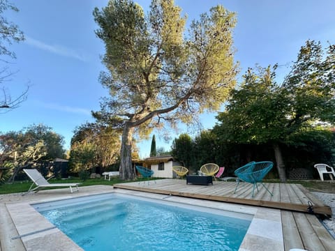 Day, Natural landscape, Garden, Garden view, Pool view, Swimming pool, sunbed