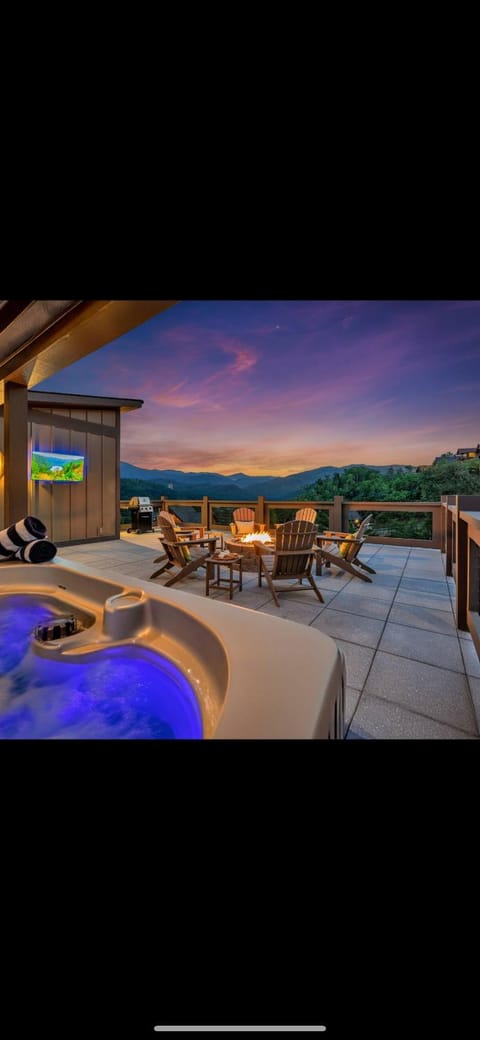 Hot Tub, Balcony/Terrace, sunbed