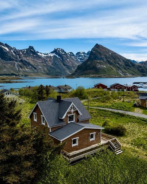 Property building, Natural landscape, Mountain view, Sea view