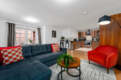 Kitchen or kitchenette, Living room, Dining area