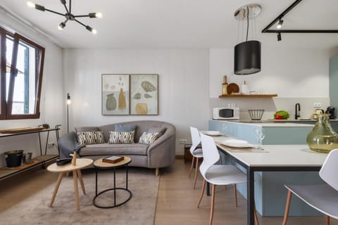 Kitchen or kitchenette, Living room, Dining area