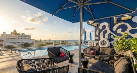 Balcony/Terrace, Swimming pool