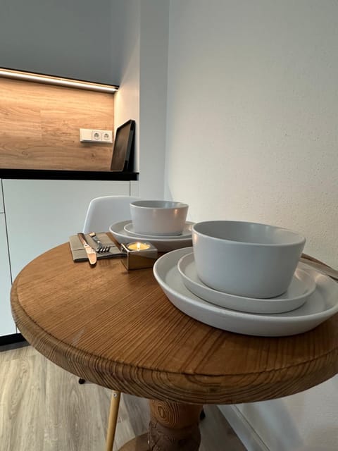 Coffee/tea facilities, Dining area