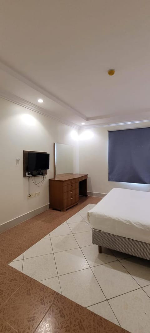 TV and multimedia, Photo of the whole room