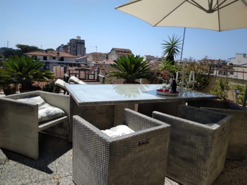 Patio, View (from property/room), Balcony/Terrace