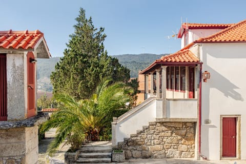 Property building, Spring, Natural landscape, View (from property/room), Pets, Garden view, Mountain view, Inner courtyard view