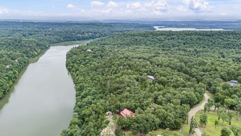 New Hot Tub Judes Peak on Big Piney Creek House in Arkansas