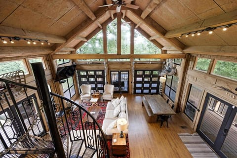 New Hot Tub Judes Peak on Big Piney Creek House in Arkansas