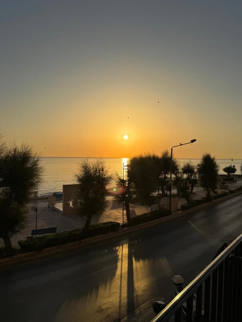 Day, Sea view, Sunrise