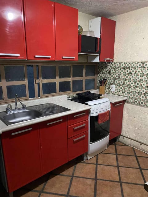 Departamento E-5 metro Copilco UNAM Coyoacan Apartment in Mexico City