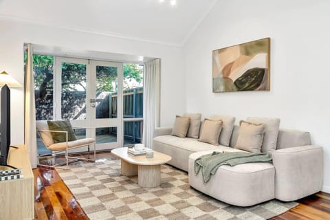 TV and multimedia, Living room, Other, Seating area