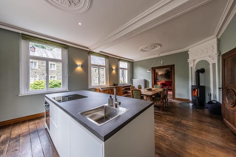 Kitchen or kitchenette, Photo of the whole room, Dining area, Food, fireplace, kitchen