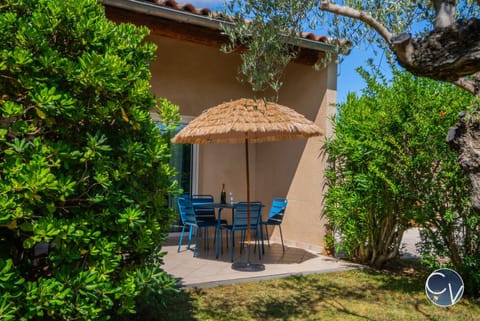 Gîte moderne, calme & piscine House in Saint-Martin-d'Ardèche