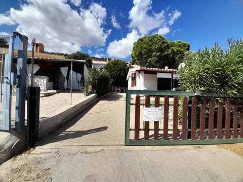 Property building, Neighbourhood