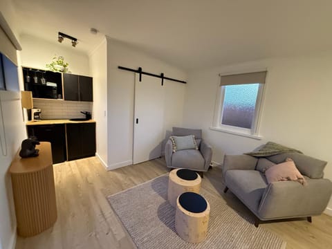 Mont-Eggo Boutique Garden Studio Bed and Breakfast in Tasmania