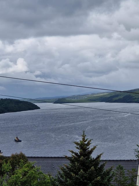 Luxury Cottage by Fairy Pools 4 House in Scotland