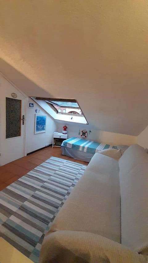 Living room, Photo of the whole room, Bedroom