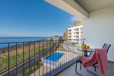 Balcony/Terrace, Pool view, Pool view