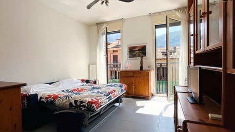 Communal lounge/ TV room, Photo of the whole room, Bedroom