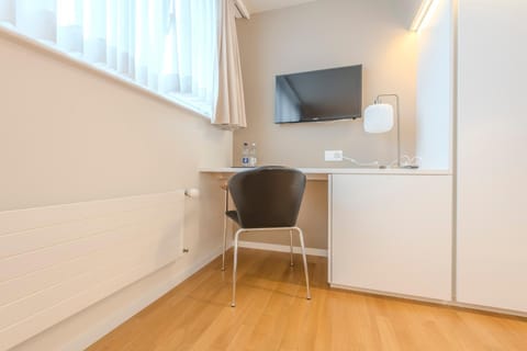 TV and multimedia, Seating area