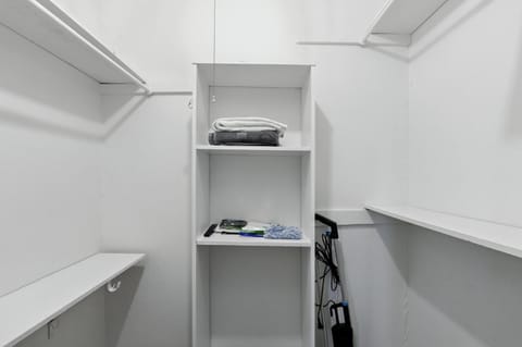 Pioneer Creek 410C I Comfy 2 Bed 15 Bath Apartment in Arlington