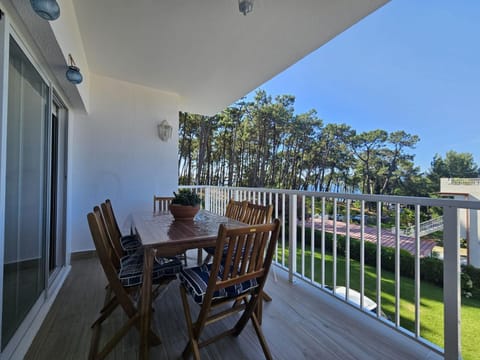 View (from property/room), Balcony/Terrace, Sea view