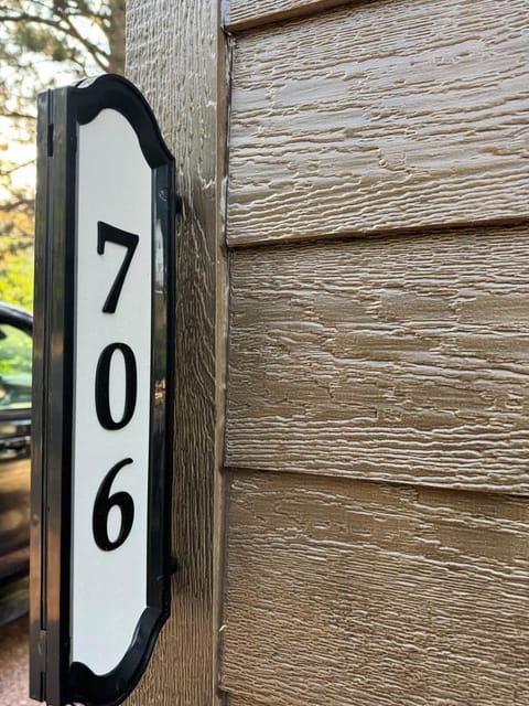 In the center of it all The Elkhorn Cabin Cabin in Keystone