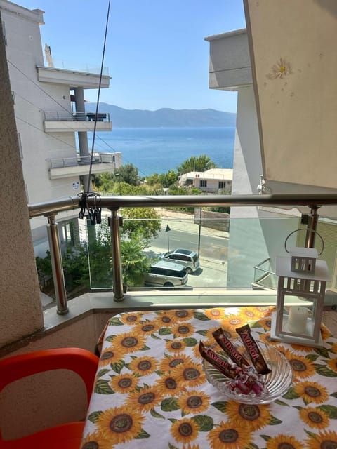 Natural landscape, View (from property/room), Balcony/Terrace, Seating area, Sea view