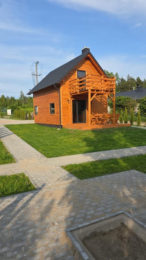 Property building, Day, Natural landscape, Garden, Garden view