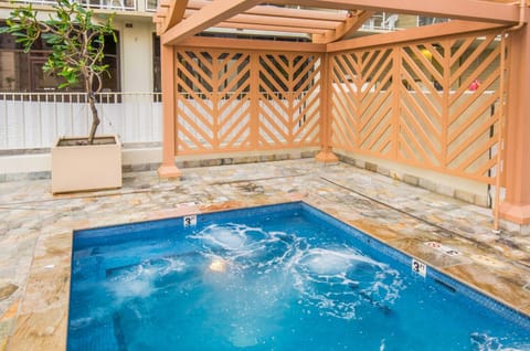 Island Colony 2202 - 30-Night Minimum Apartment in Honolulu