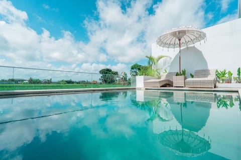 Patio, Day, Natural landscape, Pool view, Swimming pool