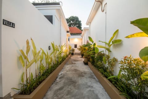 8 Bedrooms Private Pool Villa Seminyak Villa in Kediri