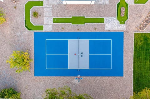 The Epic Resort an Acre of Fun for Everyone House in Gilbert