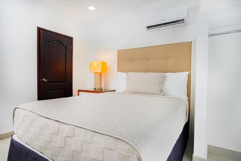 Bed, air conditioner