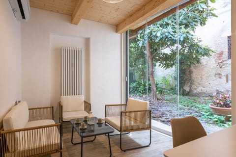 Patio, Garden view