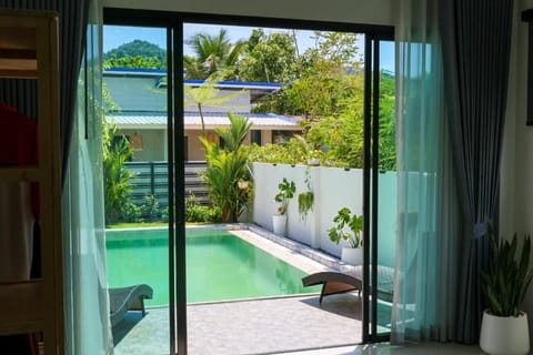 Modern 2BR Pool Villa - Near Ao Nang Beach Villa in Krabi Changwat