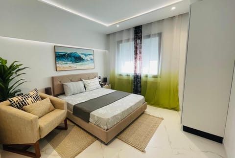 Bed, Photo of the whole room, Bedroom