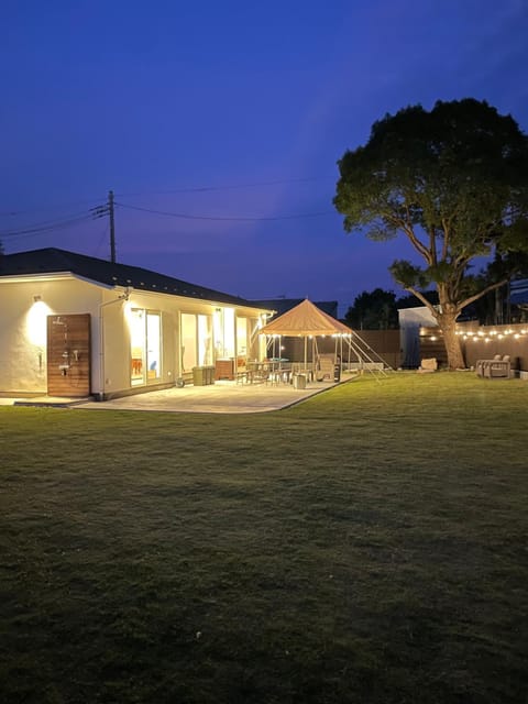 Property building, Night