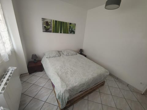 T3 spacieux proche gare Montargis Wifi linges fournis Apartment in Centre-Val de Loire