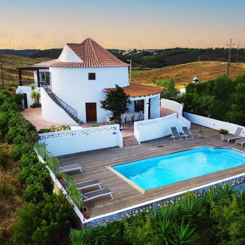 Property building, Day, Natural landscape, Pool view, Swimming pool, sunbed