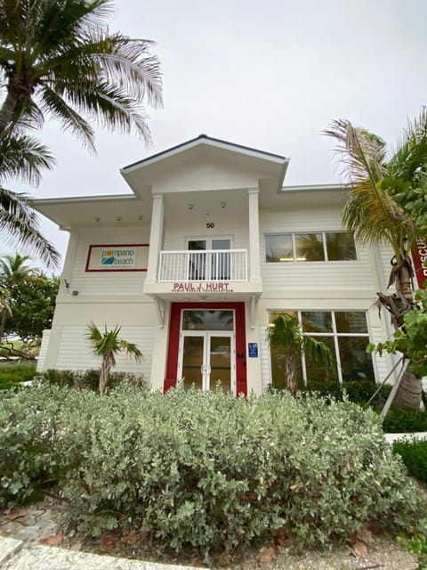 Maison à Pompano Beach près de la mer Apartment in Deerfield Beach