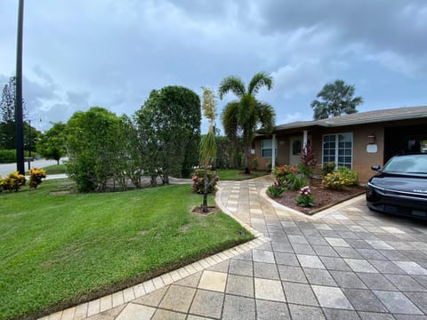 Maison à Pompano Beach près de la mer Apartment in Deerfield Beach