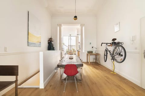 Cozy Room with Garden Vacation rental in Saint-Gilles