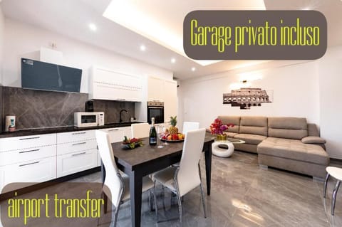Communal lounge/ TV room, Coffee/tea facilities, microwave, oven, kitchen