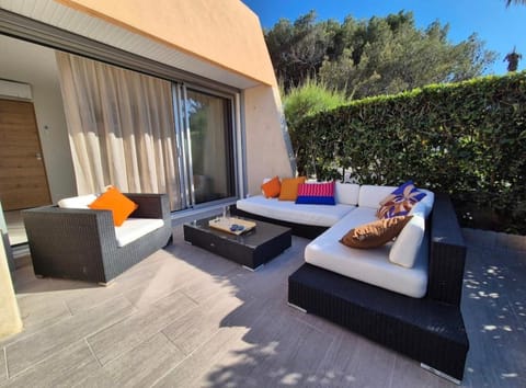 T3 Le Moira à 150M de la mer, refait entièrement à neuf Apartment in Sanary-sur-Mer