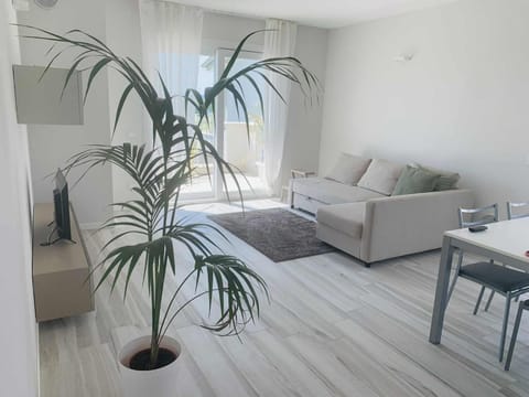 SirmioGarda House House in Sirmione