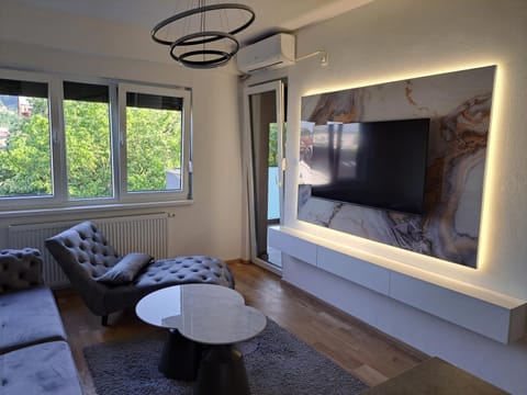 Apartman So Chic kod Kastela Apartment in Federation of Bosnia and Herzegovina
