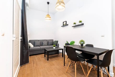 Quiet & Modern Apartment Apartment in Valencia